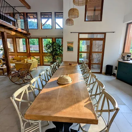 Hébergement de vacances Oxxy Casa - De 14 Personnes *
