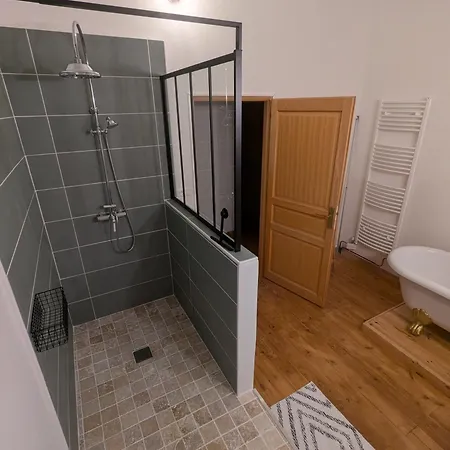 Oxxy Casa - De 14 Personnes 度假居 Milhas